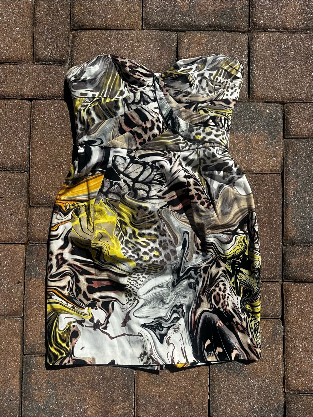 leifsdottir Strapless Sculpted Mini Dress in Yellow, Black, White, Tan